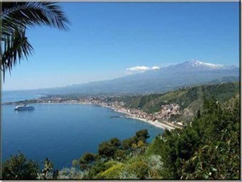 Villa Del Nespolo Fiumefreddo di Sicilia Extérieur photo