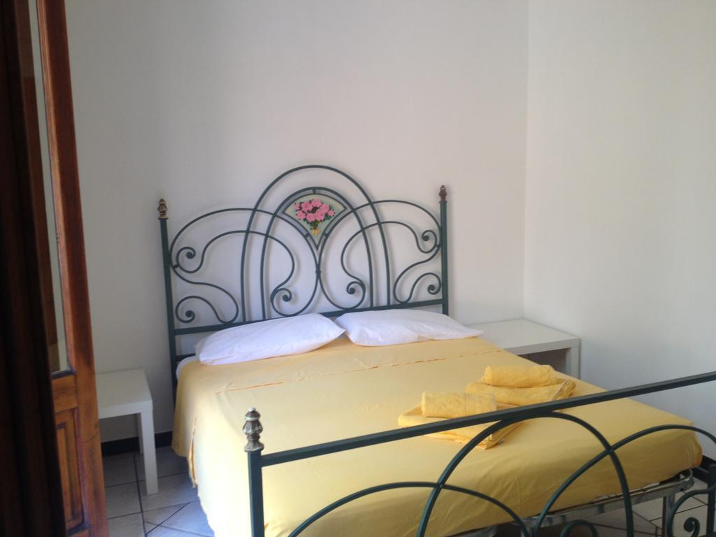 Villa Del Nespolo Fiumefreddo di Sicilia Extérieur photo
