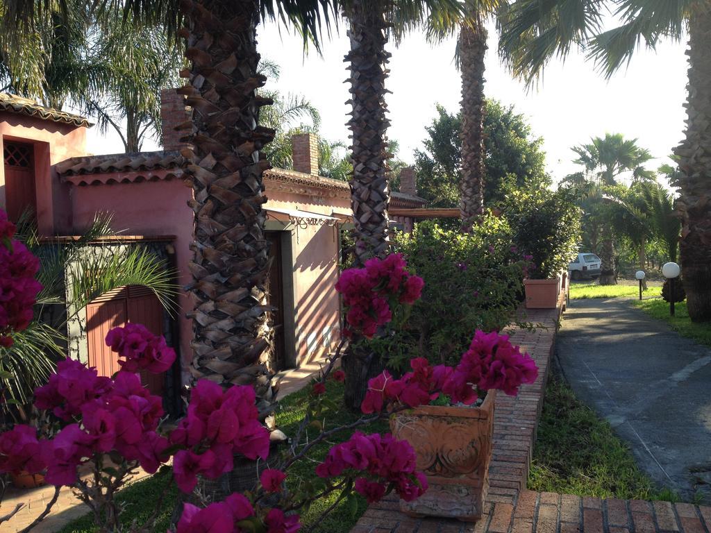 Villa Del Nespolo Fiumefreddo di Sicilia Extérieur photo